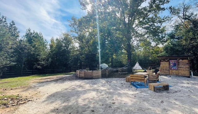 Farm Buckbeak2 Tent/ScreenRoom