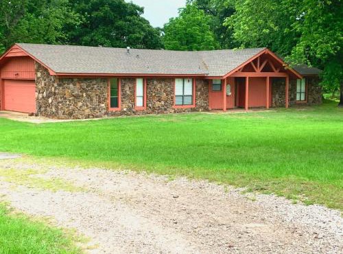 Farm Family Living in Lavaca