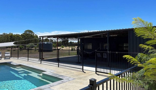Farm Getaway near Nagambie with pool perfect for families or large groups!