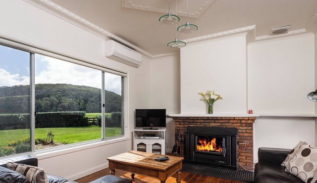 Farm House - Johanna