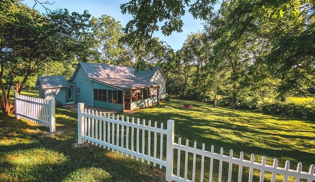 Farm House on the Meramec River and 160 Acres