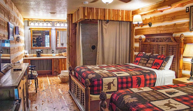 Farm House Room #10 S