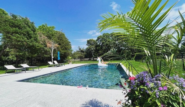 Farm House with Pool, Horses, Pond, and Tennis Court in your Backyard