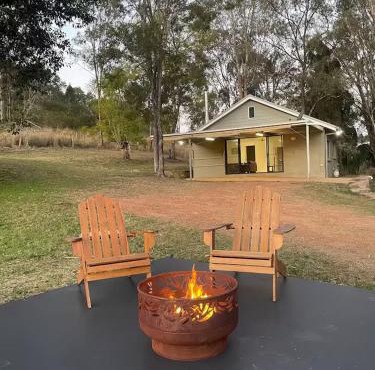 Farm Stay - 2 Bedroom cottage