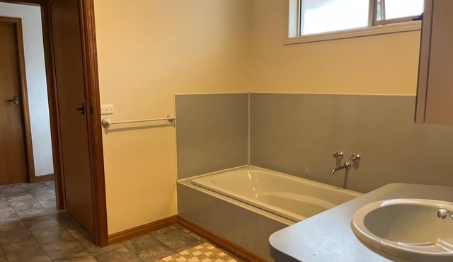 Farm-Stay Delight: Quiet Retreat