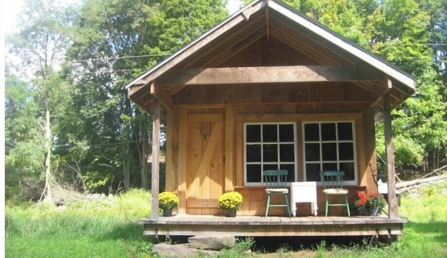 Farm Stay in Catskills FarmHand Cabin
