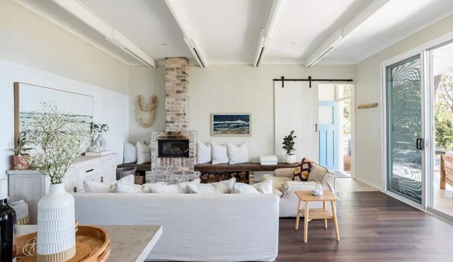 Farm Stay Kiama | 3 Bed Retreat | Fireplace & Bath