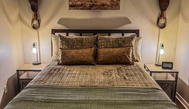 Farm Stay Near Town - Animals, Fire Pit, & Privacy - close to wedding venues