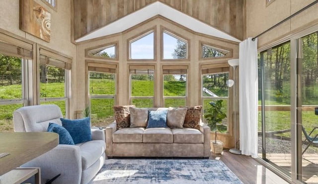 Farm Stay w/Pool-15min to Chattanooga-3 Tiny Homes