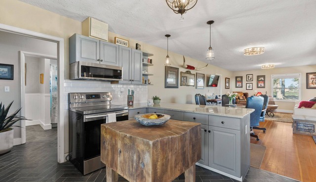 Farm style home in the heart of wine country, with acreage and a hot tub!