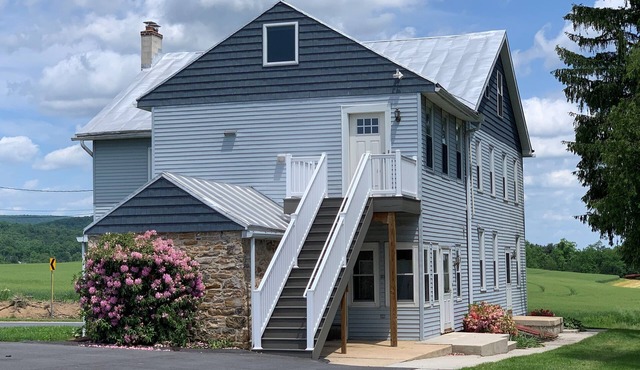 Farm View - perfect for families