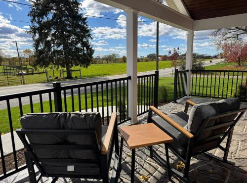 Farm Views - 10 min to Sight & Sound