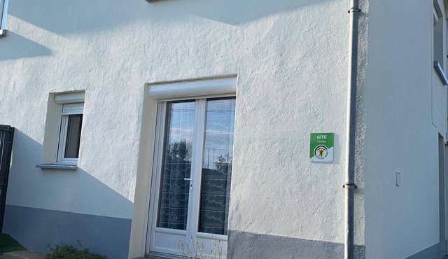 Farmhouse Stay Near Puy du Fou: Relaxing Rural Retreat with Terrace and Modern Amenities