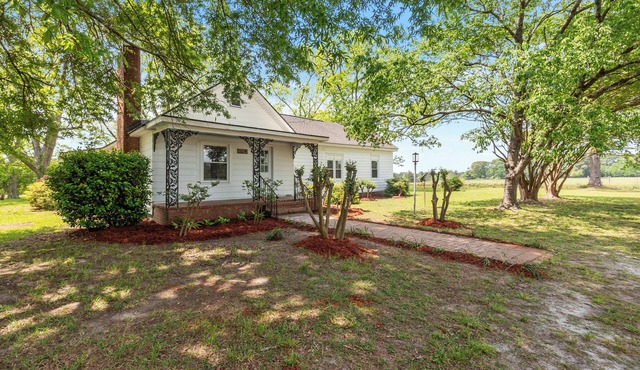 Farmhouse at Magnolia Valley