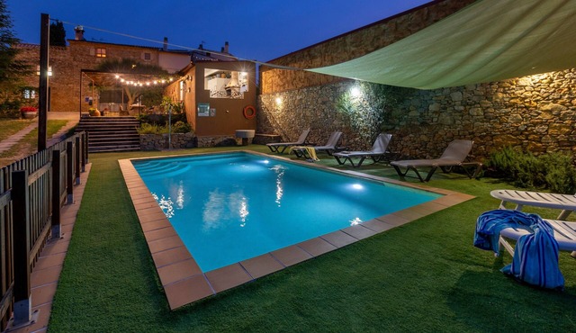 Farmhouse "Can Nentia" with Mountain View, Pool & Wi-Fi