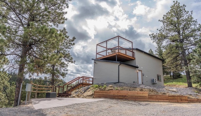 Farmhouse Cottage @ Old Pine Retreats