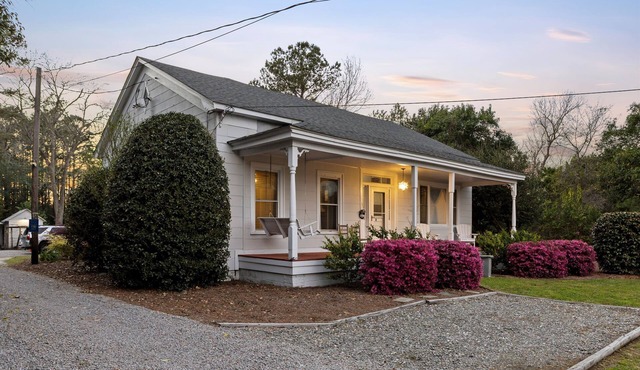 Farmhouse | Deck Space | Close to downtown