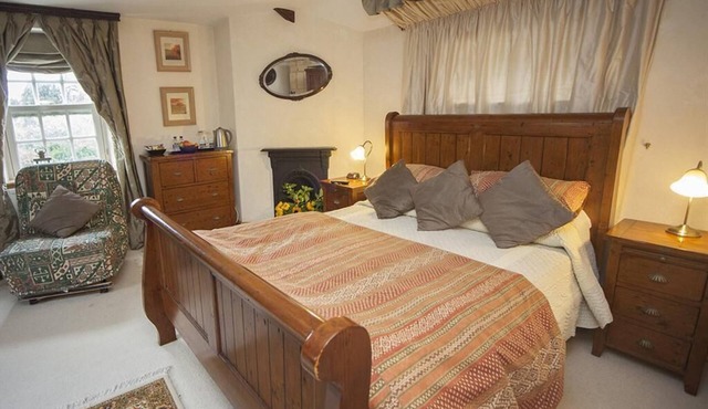 Farmhouse Ensuite Double Room - Not Dog Friendly