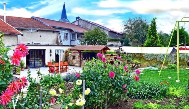 Farmhouse 'Ferme Des 3 Suissesses'