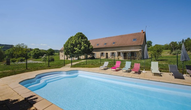 Farmhouse for 15 people, swimming pool, SPA, billiards, air conditioning