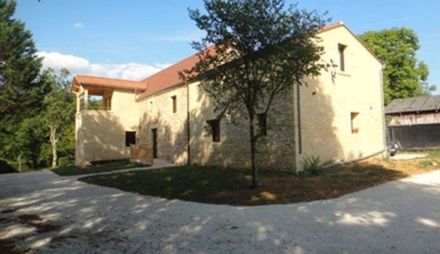 Farmhouse gite 6/9 persons near Sarlat