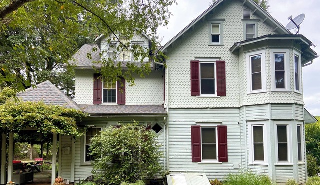 Farmhouse in Brandywine Valley