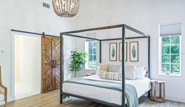 Farmhouse in Historic Micanopy