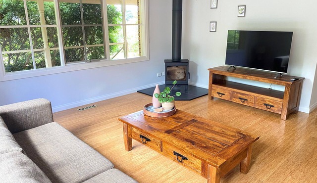 Farmhouse in the heart of wine country with sea views and 10 mins to the beach