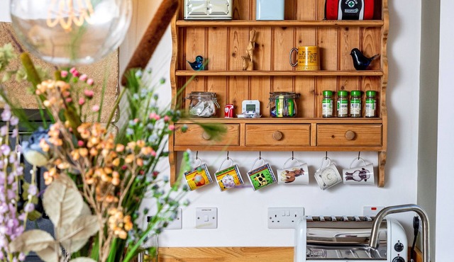 Farmhouse in the heart of the Yorkshire Dales. Dogs welcome. Cycle friendly.