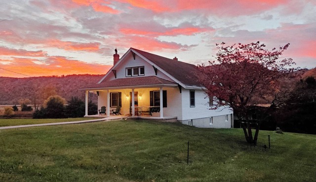 Farmhouse in the South Branch River Valley with idyllic views and country charm