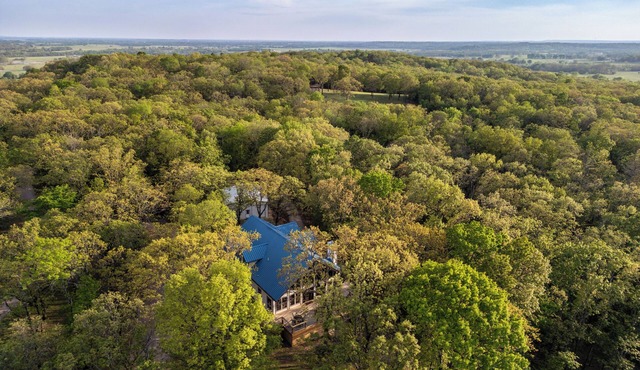 Farmhouse on 160 Acres. Stocked Ponds, Firepits. Just 30 minutes from Tulsa!