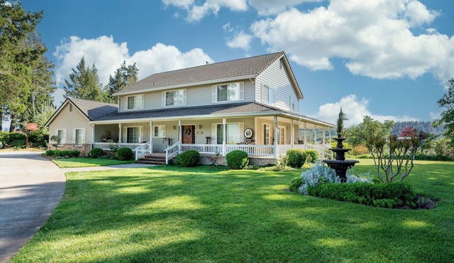 Farmhouse on Vineyard