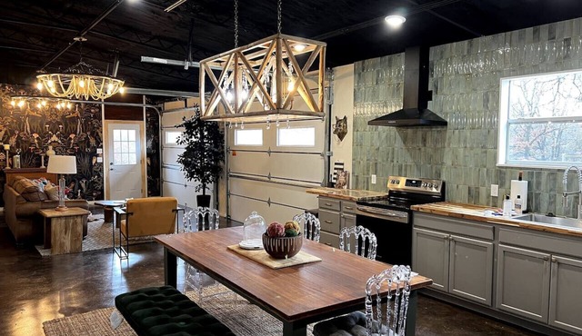 Farmhouse Retreat 2 bed 1 1/2 bath Arcadia