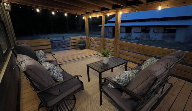 Farmhouse Retreat at Bakers Creek: Pet-Friendly, Private, Convenient Location