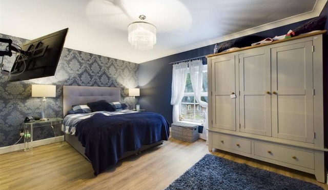 Farmhouse Serenity at Pantygyfelia - Pet friendly!