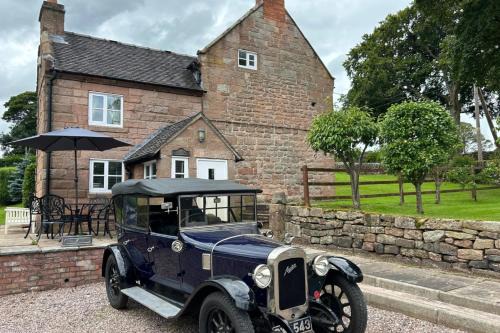 Farmhouse-Sleeps 6-Near Alton Towers Peak Dist