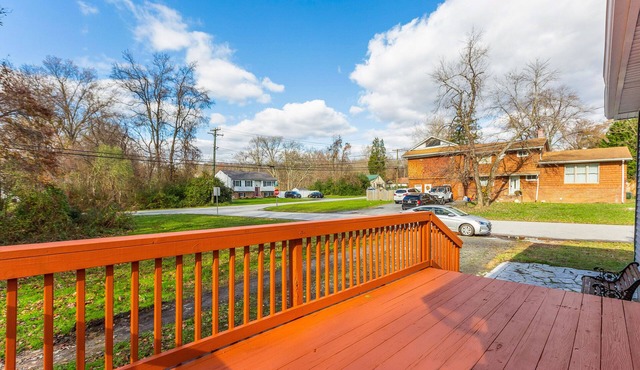 Farmhouse-Style Home in Hanover!*Near BWI*