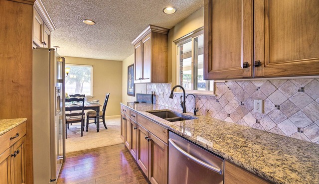 Farmhouse w/Game Room, 1 Mi to Lake Lowell!