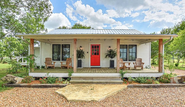 FarmHouze at Flophouze in Round Top
