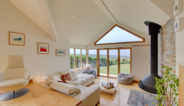 Farmlands - Three Bedroom House, Sleeps 6