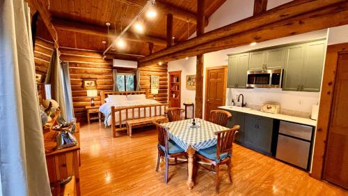 Farmstay in the Woods at Cedrus Farms