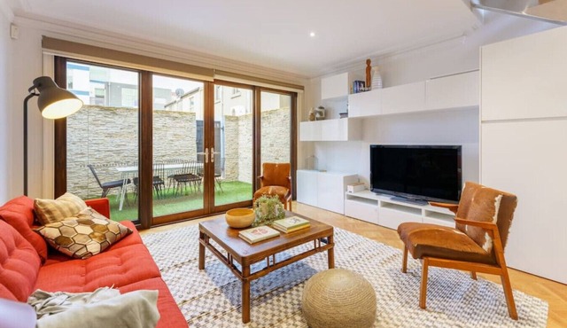 Farrah - Designer, Three Bedroom Carlton Residence