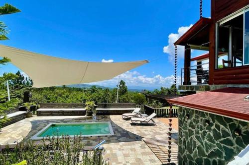 Fascinante rancho (personal de servicio incluido)