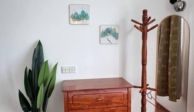 FAT MOM - Tropical House (FREE 1 CarPark+Netflix)