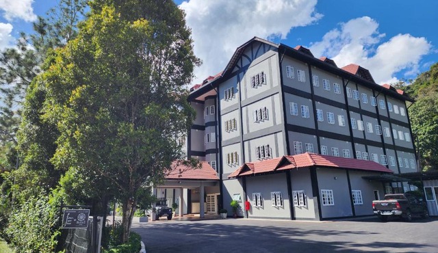 Fathers Guesthouse Age 7 years old and above only