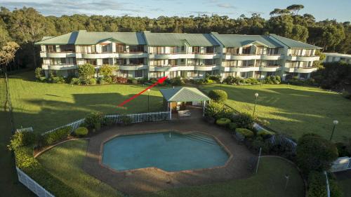 Fathoms 2 - 2BR beach resort apartment