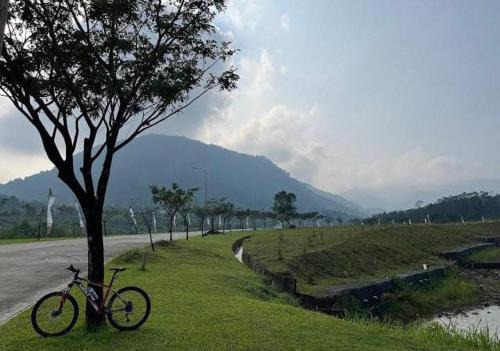 Fatimah Pancar View in Cimandala