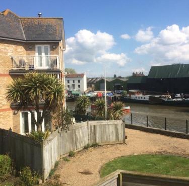 Faversham Creekside Bed and Breakfast