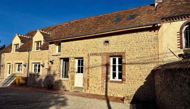 Favorite house 1h15 Paris jacuzzi Fontainebleau countryside Moret Sur Loing