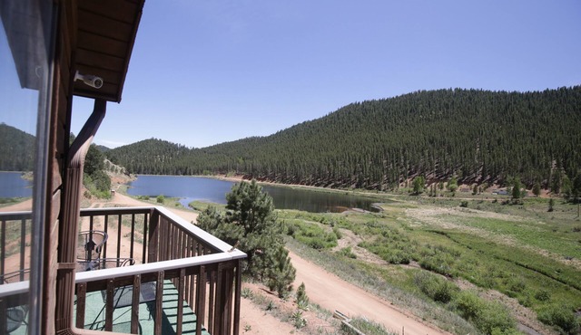 Fawn Haven on the Lake
